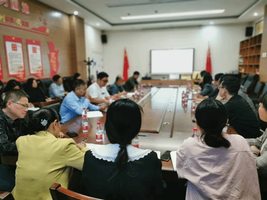 742bd2b9352799c507ab53107464900